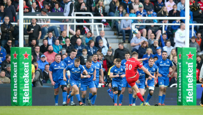 Owen Farrell converts