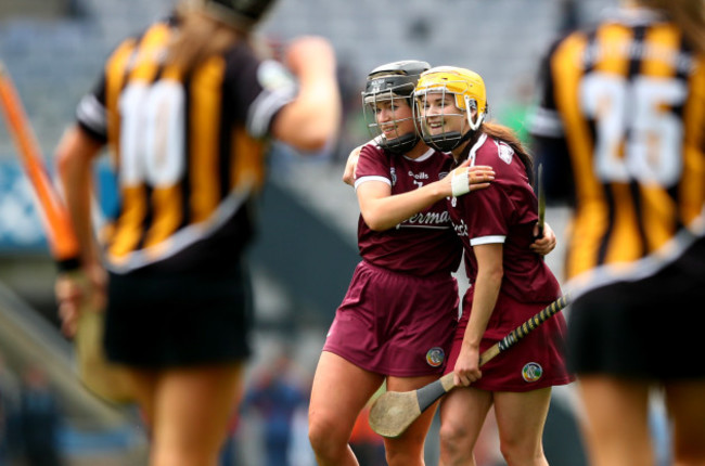 Lorraine Ryan and Anne Marie Starr celebrate