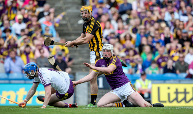 Colin Fennelly with Mark Fanning and Liam Ryan