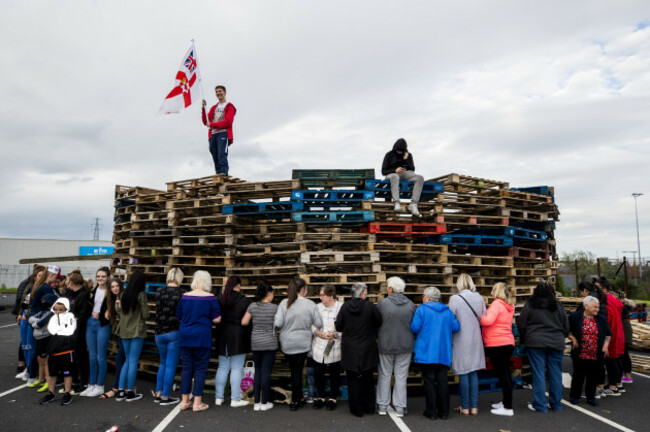 Battle of the Boyne bonfires