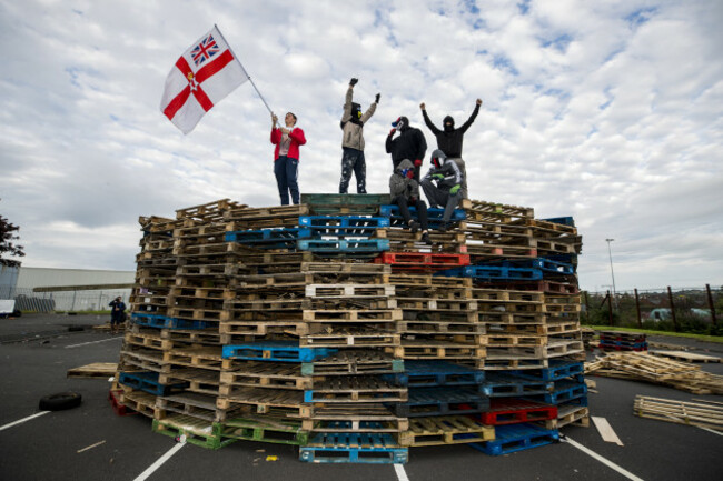 Battle of the Boyne bonfires