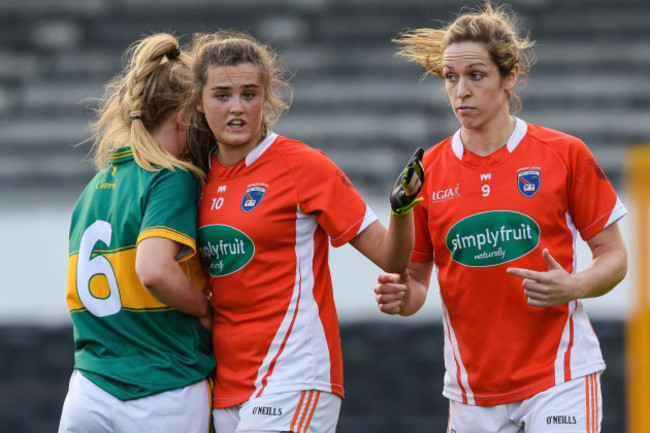 Aimee Mackin and Ciara Murphy tussle off the ball