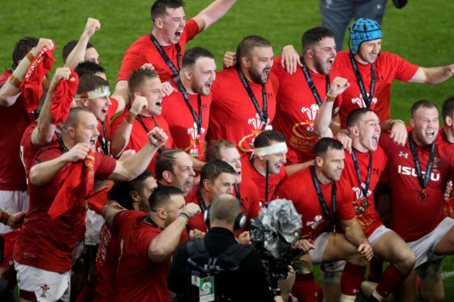 Wales celebrate winning the Grand Slam