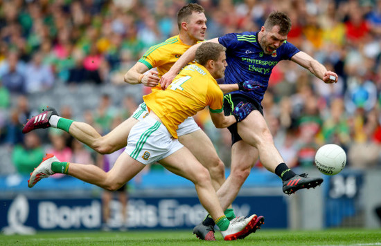 Conor McGill and Shane Gallagher tackle Seamus O'Seamus