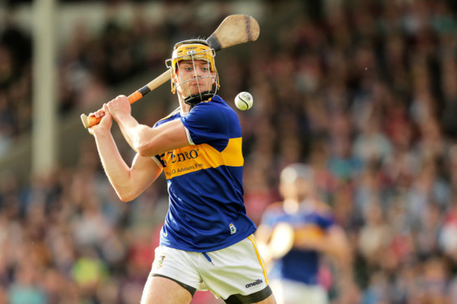 Conor Bowe scores a point