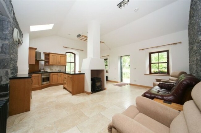 NjQ4MDgzNTk0OGRkMGRmYWRmMjE4MzBlZjIyOWQwYTTViYzldFX_qKVOD793SBOeaHR0cDovL3MzLWV1LXdlc3QtMS5hbWF6b25hd3MuY29tL21lZGlhbWFzdGVyLXMzZXUvNC80LzQ0YjAwZDAzOTg1MmVjMzQ1NzQwYTAyNmM0MGEyM2IyLmpwZ3x8fDcwMGx8fHx8fHx8