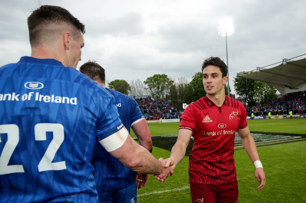 Joey Carbery congratulates Johnny Sexton after the game