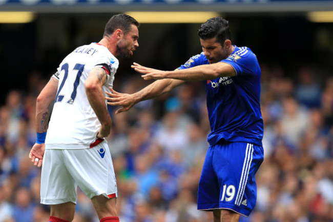 Soccer - Barclays Premier League - Chelsea v Crystal Palace - Stamford Bridge