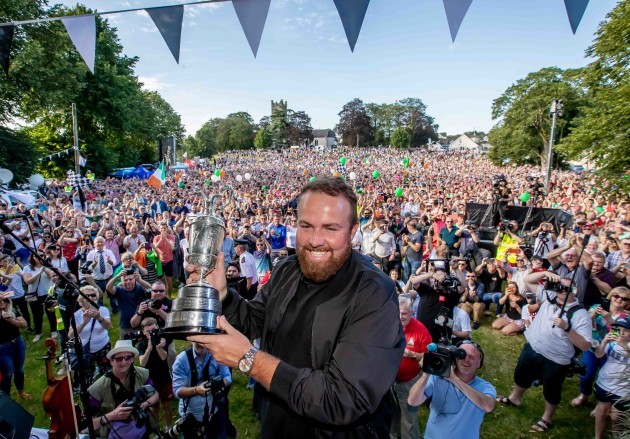 Shane Lowry with the Claret Jug 23/7/2019