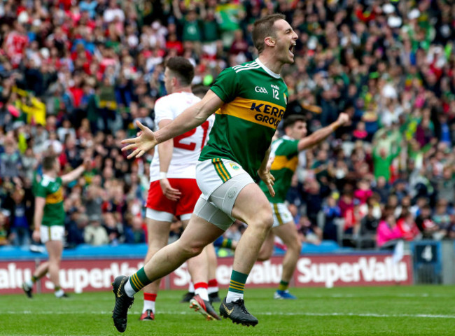 Stephen O'Brien celebrates scoring a goal