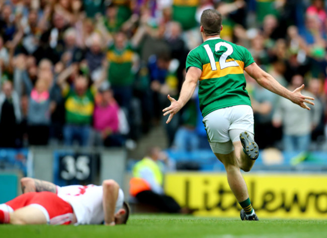 Stephen O'Brien celebrates scoring his sides first goal