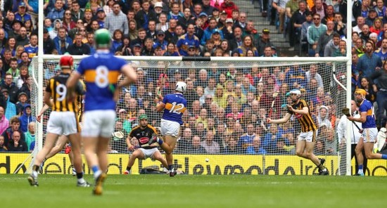 Niall O&rsquo;Meara scores their first goal