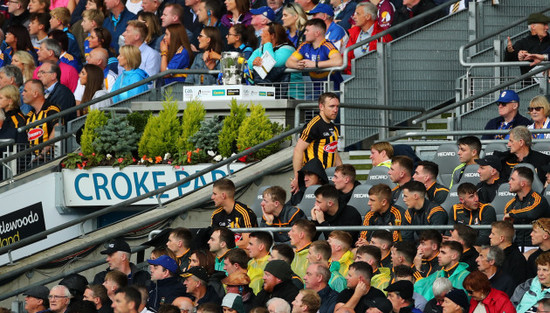 Richie Hogan leaves the field after being red carded