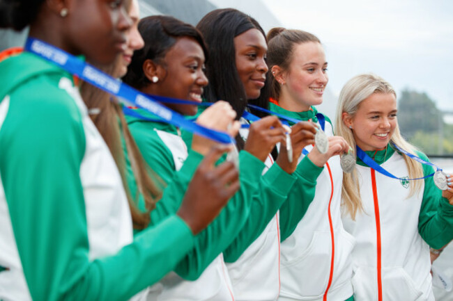 Rhasidat Adeleke, Sommer Lecky, Patience Jumbo-Gula, Gina Akpe-Moses, Ciara Neville and Molly Scott