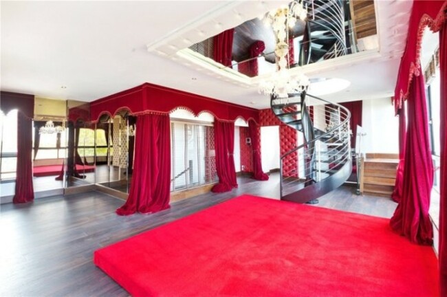 OTI3OGVmMWUzNGU4OWRlYjZkOGViNjc5ZTlhMWE1NmVmsG1vVx1W6qC2tYKYWaFZaHR0cDovL3MzLWV1LXdlc3QtMS5hbWF6b25hd3MuY29tL21lZGlhbWFzdGVyLXMzZXUvZS82L2U2Y2ZiYzc2ODBlODM5MDM2NTVmNTE3NzE5NzIyYzBmLmpwZ3x8fDcwMGx8fHx8fHx8