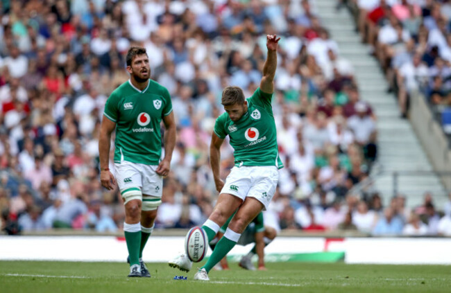 ross-byrne-kicks-a-penalty