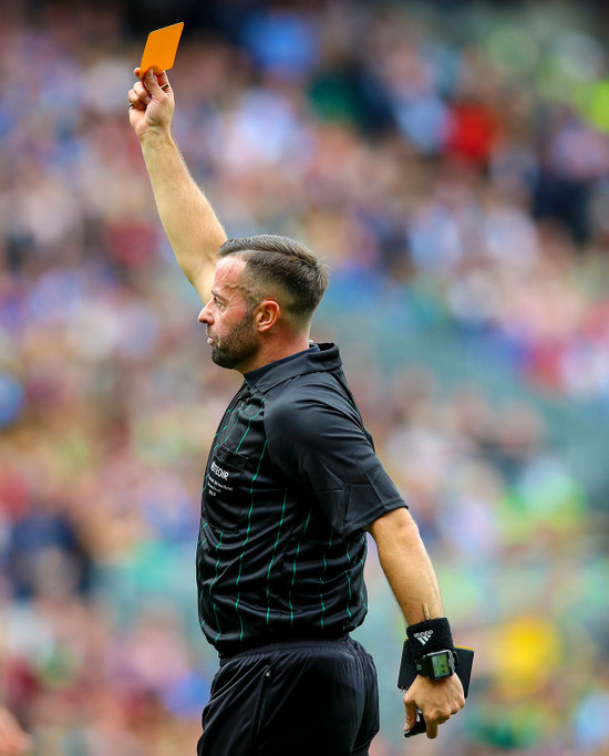 david-gough-yellow-cards-jonny-cooper-of-dublin