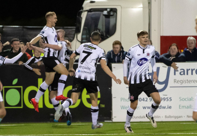 georgie-kelly-celebrates-scoring-a-goal-with-teammates