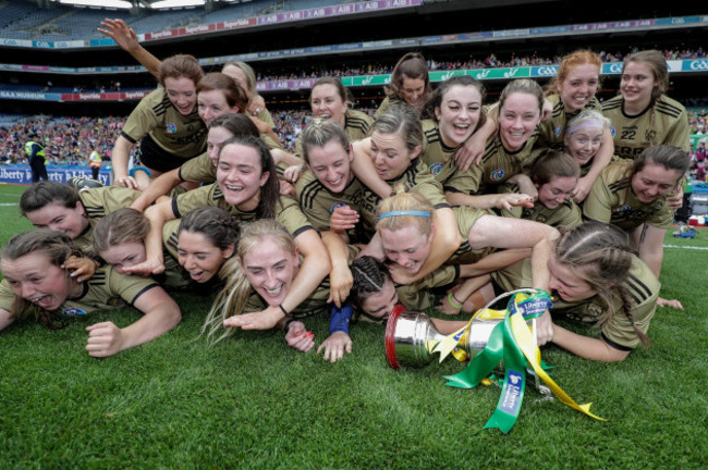 kerry-players-celebrate-after-the-game-with-the-trophy