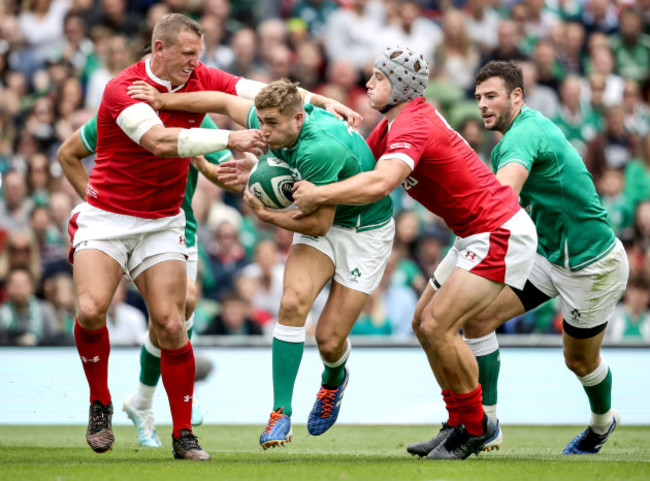 jordan-larmour-tackled-by-hadleigh-parkes-and-jonathan-davies