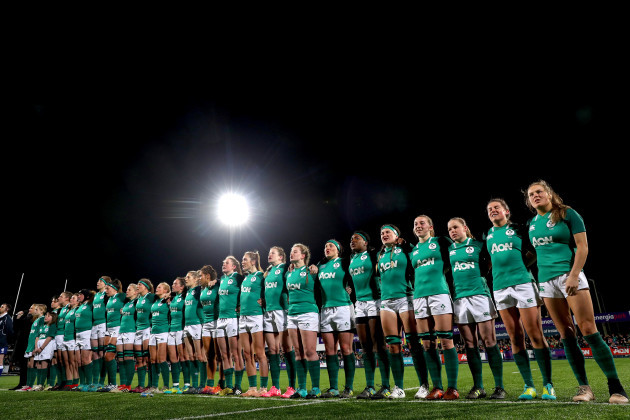 ireland-stand-for-the-national-anthem