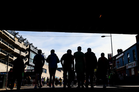 fans-arrive-for-the-game