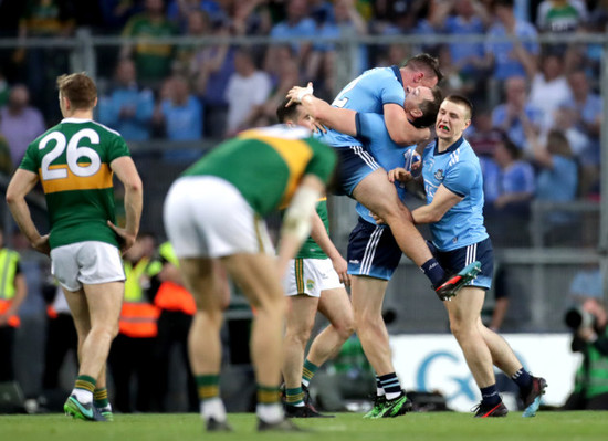 dublin-players-celebrate-after-the-game