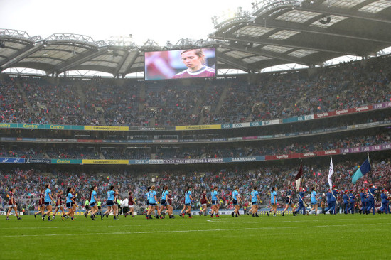 dublin-and-galway-teams-during-the-parade