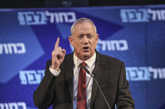 leader-of-israeli-blue-and-white-party-campaigns-in-tel-aviv