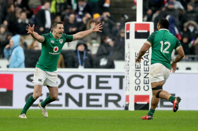 johnny-sexton-celebrates-kicking-the-winning-drop-goal