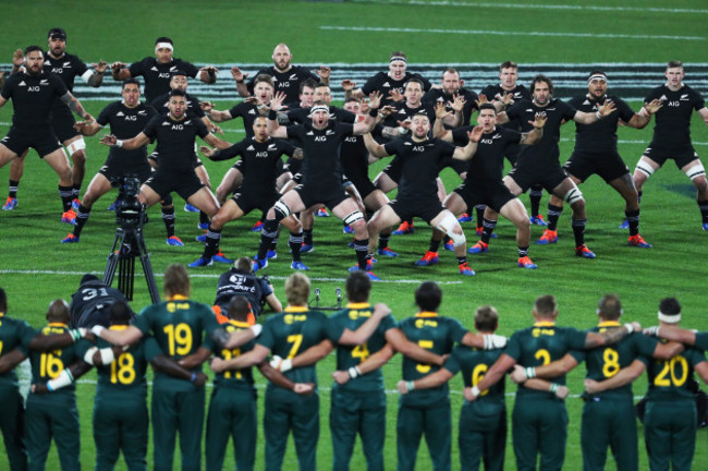 new-zealand-perform-the-haka