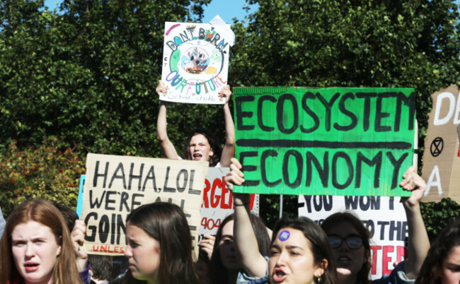 9757 Global Climate Strike_90580774