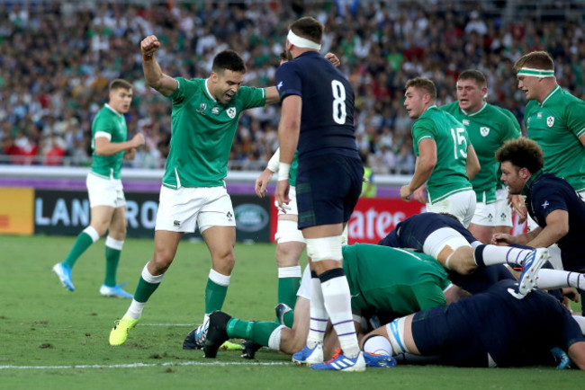 conor-murray-celebrates-james-ryan-scoring-their-first-try