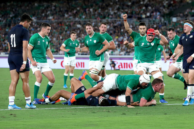 tadhg-furlong-celebrates-scoring-their-third-try-supported-by-rory-best