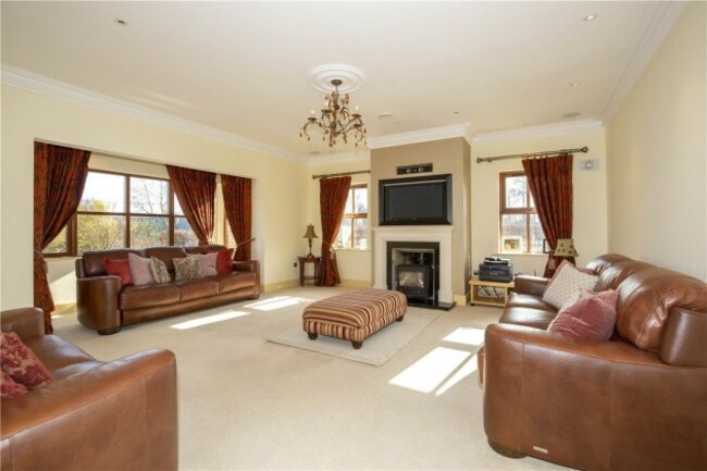 2bed80efd0eed196fbc6c6b999dbe803