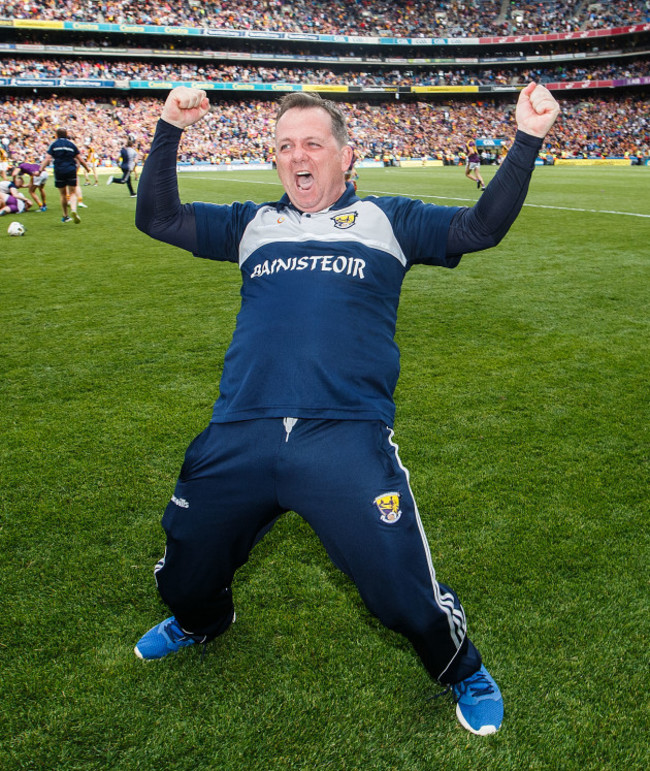 davy-fitzgerald-celebrates-at-the-final-whistle