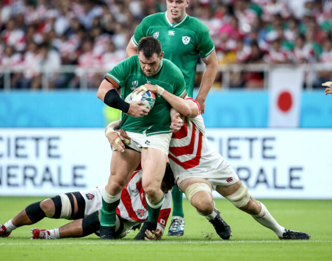 cian-healy-tacked-by-luke-thompson