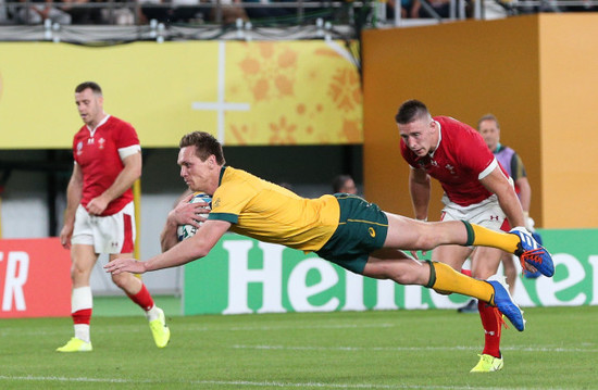 dane-haylett-petty-scores-his-sides-second-try