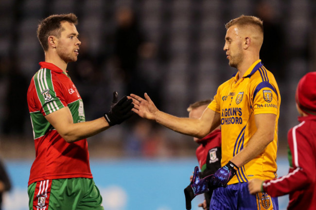 dean-rock-shakes-hands-with-jonny-cooper-after-the-game