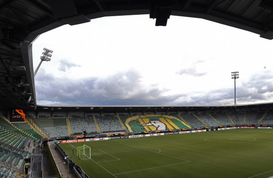 az-alkmaar-v-manchester-united-uefa-europa-league-group-l-cars-jeans-stadion