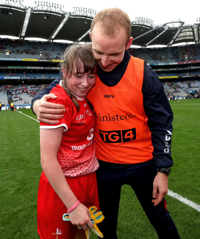 lauren-boyle-and-darren-bishop-celebrate-after-the-game