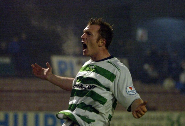 trevor-molloy-celebrates-after-scoring-22112005