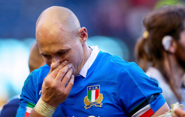 sergio-parisse-dejected-after-the-game