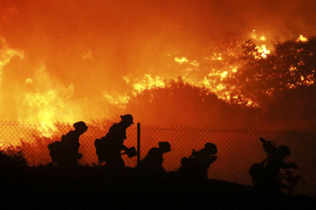 california-wildfires-power-shutoff