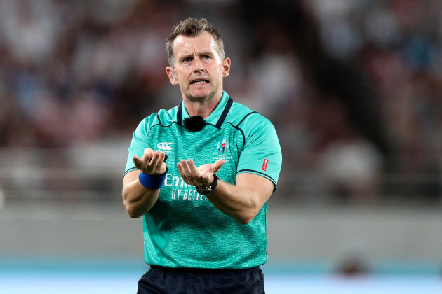 nigel-owens-signals-for-tmo-intervention-on-the-high-tackle-of-tomas-lavanini-on-owen-farrell