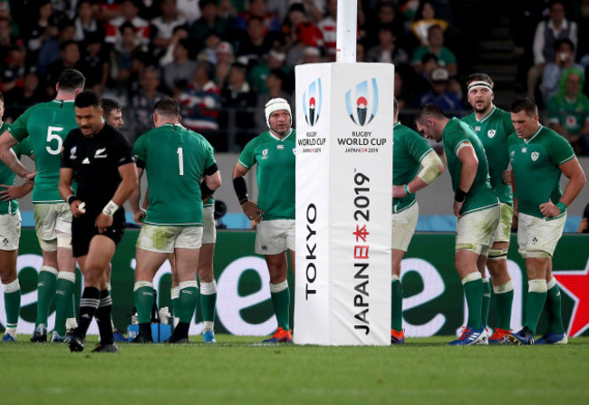 rory-best-peter-omahony-iain-henderson-and-cj-stander-dejected