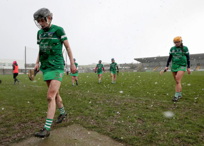 niamh-mulcahy-and-muireann-creamer-dejected-at-the-end-of-the-game