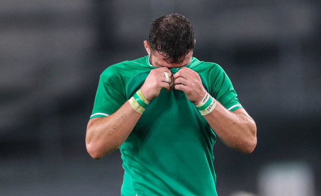 robbie-henshaw-dejected-after-the-game