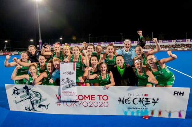 irish-players-celebrate