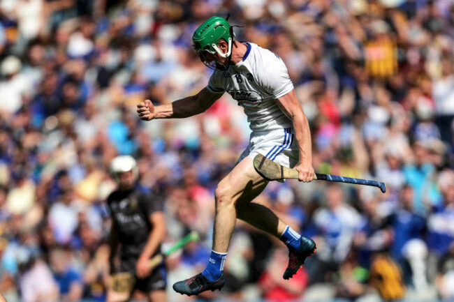 ross-king-celebrates-scoring-a-goal